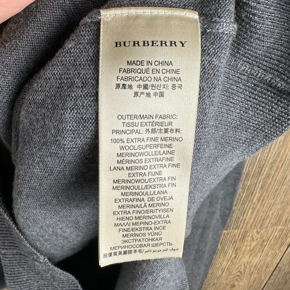 Burberry Brit V-Neck Sweater Men XL Grey 100% Extra Fine Merino Wool Elbow Patch - Picture 4 of 8